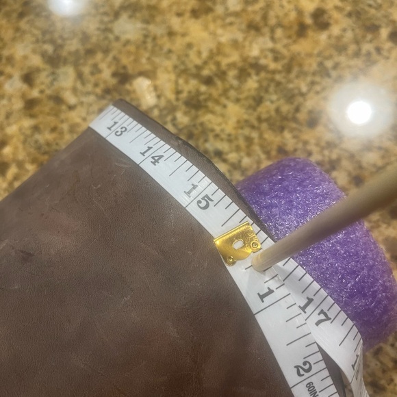 STEVE MADDEN Judgement Tall Shaft Fleur-de -Lis Boots Distressed Leather 7 - Picture 3 of 10